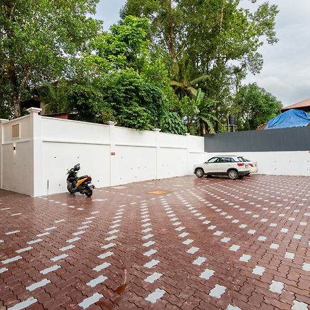 Cochin Airport Hotel Kochi Kültér fotó