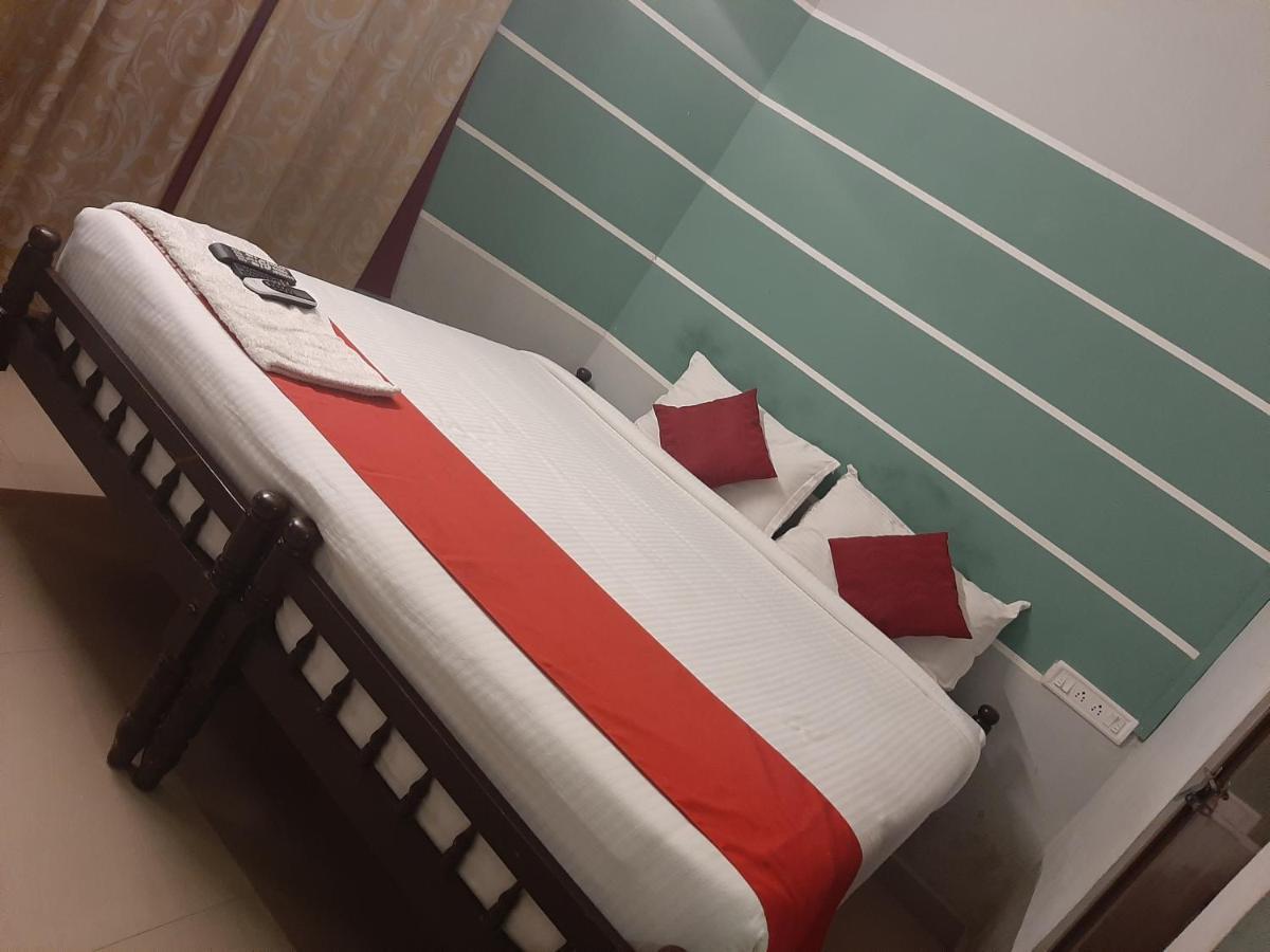 Cochin Airport Hotel Kochi Kültér fotó